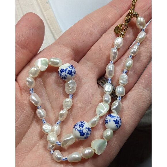 Elegant Freshwater Pearl And Porcelain Floral Beaded Necklace - Picture 3 of 5